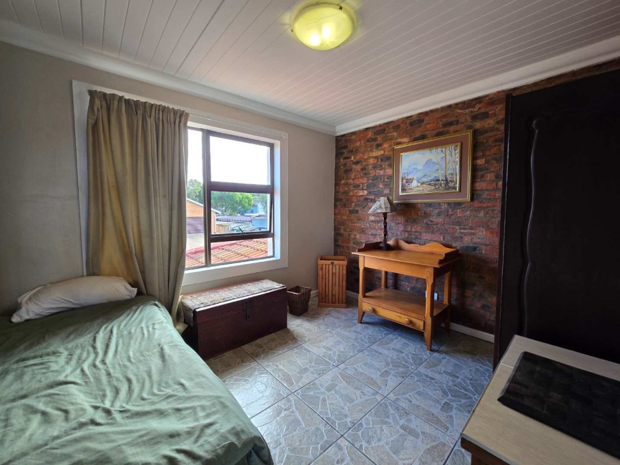 4 Bedroom Property for Sale in Stilbaai Wes Western Cape